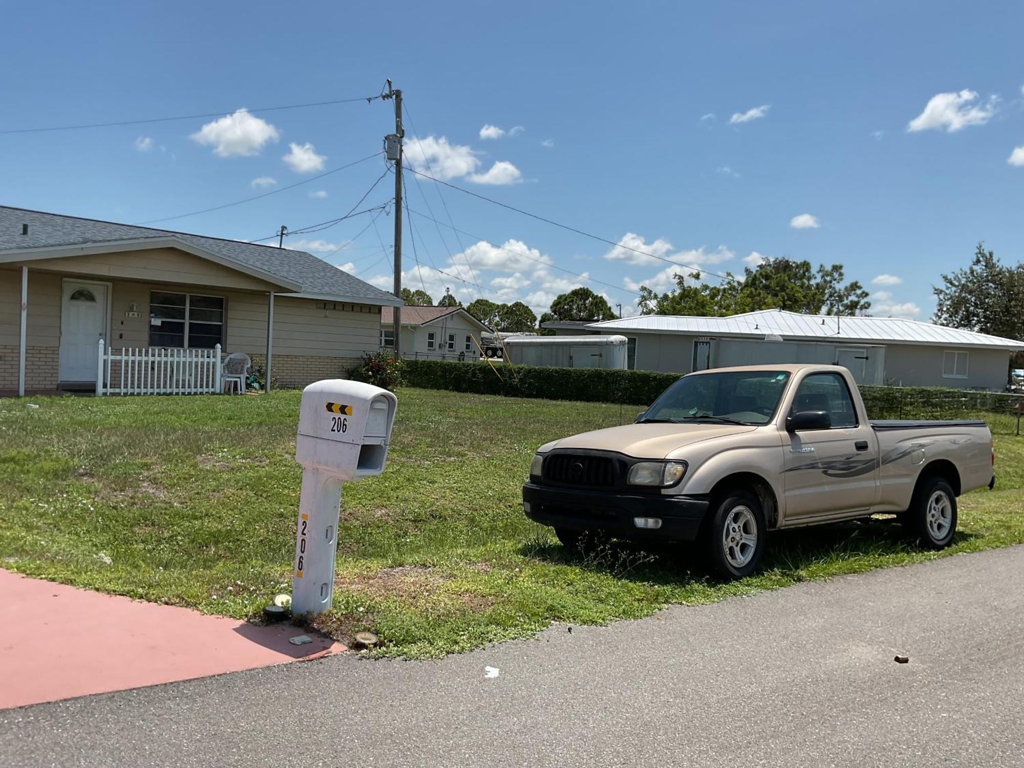 Happy Rest Stop House North Fort Myers Exteriör bild